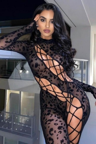 Scarlett, escort rusa en Madrid que ofrece francés natural.